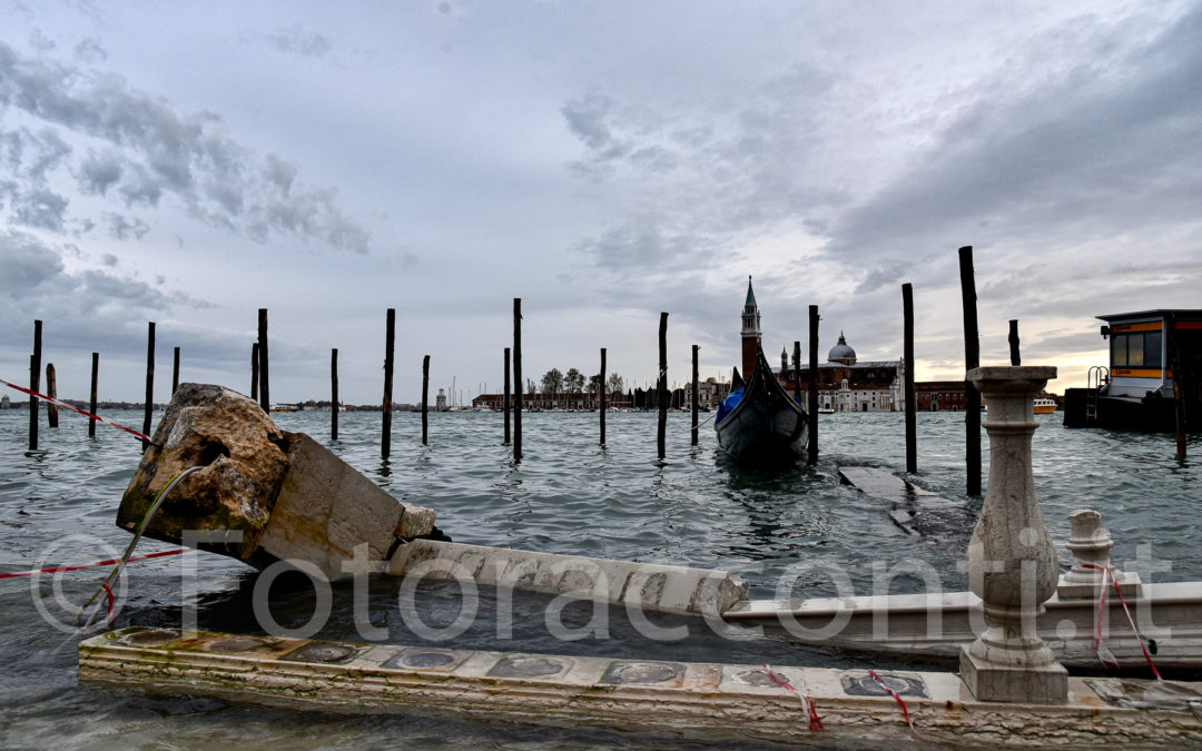 Venezia è bellissima, anche nel dramma dell’acqua alta